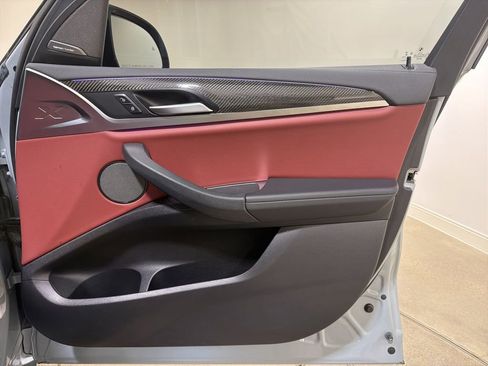 Used 2022 BMW X3 M40i w/ Premium Package image 23