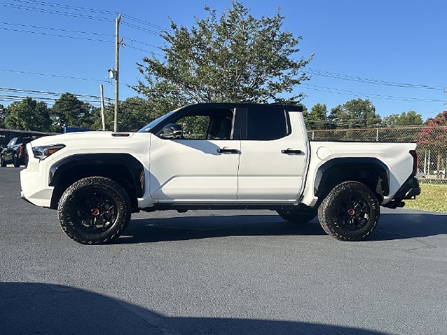 Certified 2026 Toyota Tacoma TRD Pro AWD/4WD image 5