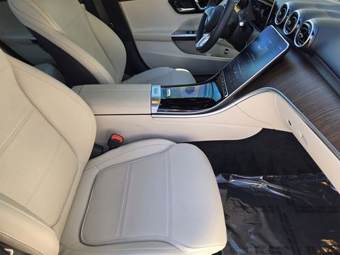 Certified 2025 Mercedes-Benz C 300 Sedan image 14