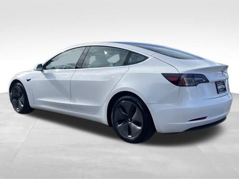 Used 2019 Tesla Model 3 image 4