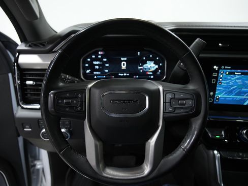 Used 2024 GMC Sierra 2500 Denali w/ Denali Reserve Package image 33