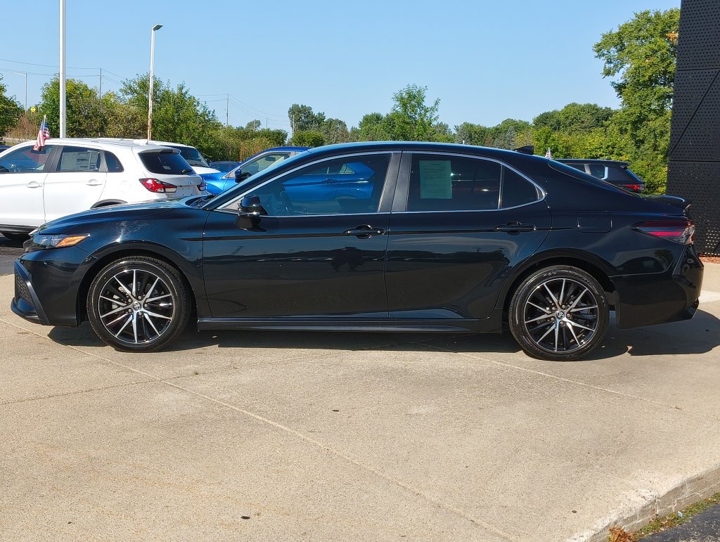 Used 2024 Toyota Camry SE FWD image 28