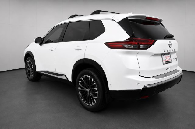 Certified 2026 Nissan Rogue Platinum w/ Platinum Premium Package AWD/4WD image 6