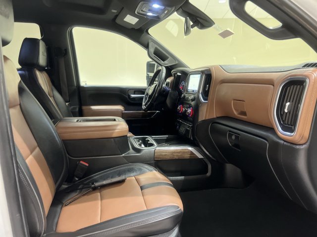 Used 2021 Chevrolet Silverado 3500 High Country w/ Safety Package II AWD/4WD image 27