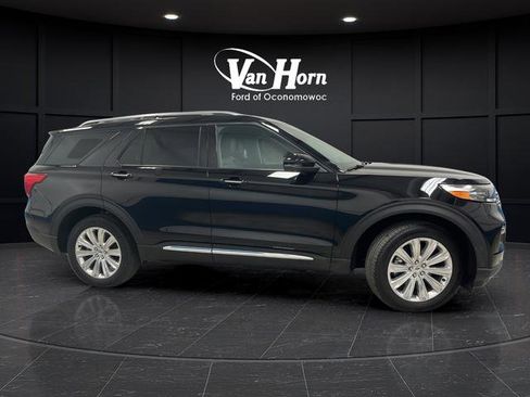 Used 2023 Ford Explorer Limited w/ Hybrid Equipment Group 310A AWD/4WD image 8