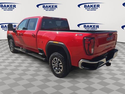 Used 2023 GMC Sierra 2500 SLE AWD/4WD image 4
