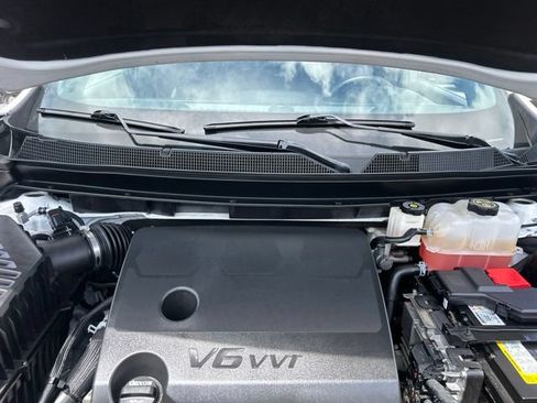 Used 2023 Chevrolet Traverse RS w/ LPO, 'HIT The Road' Package FWD image 35
