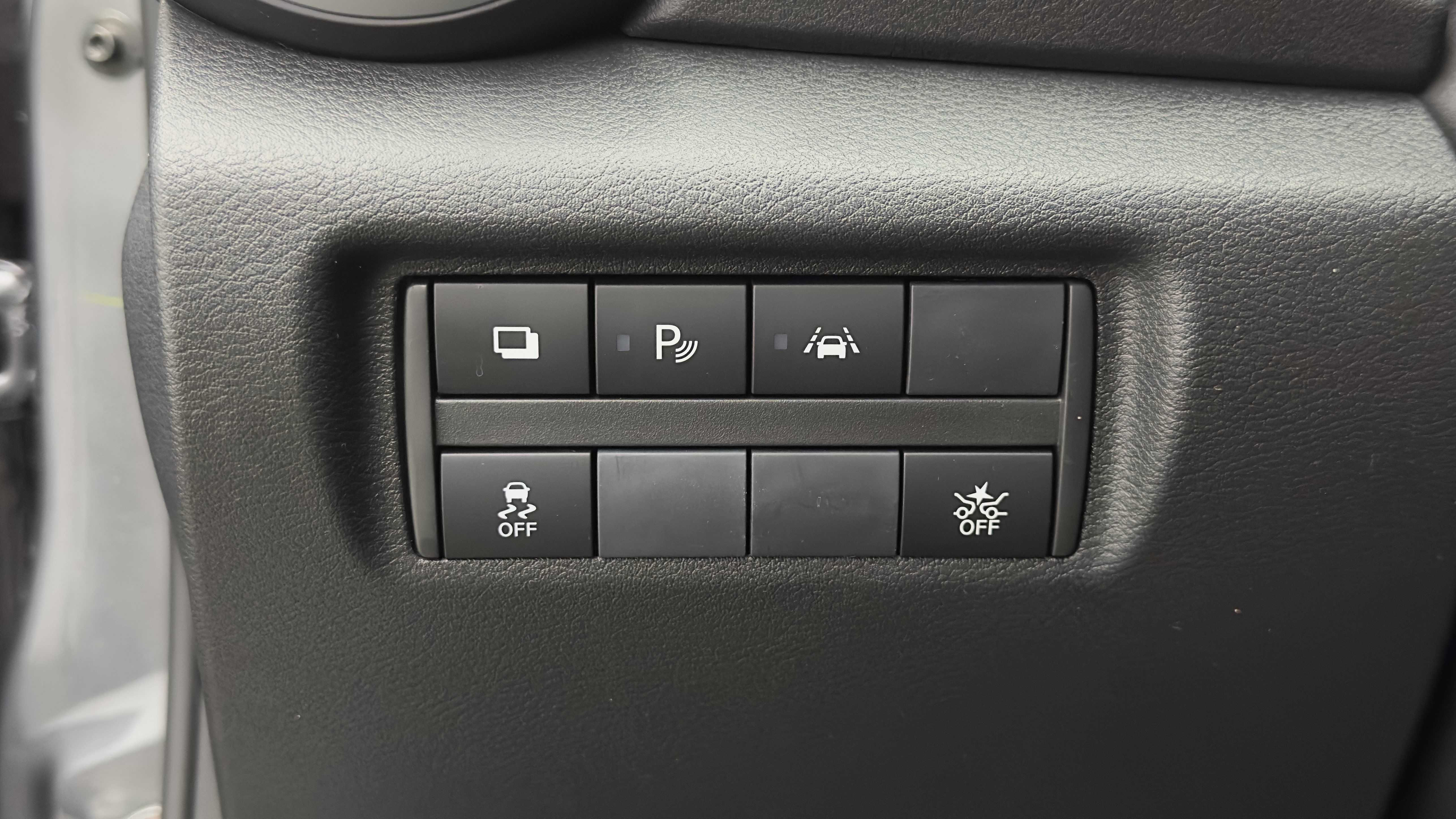 Used 2025 Nissan Versa S w/ Trunk Package FWD image 21