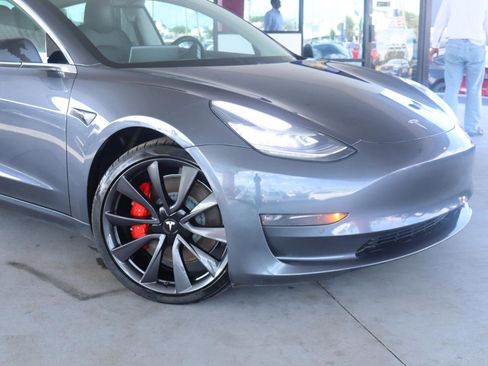 Used 2020 Tesla Model 3 Performance AWD/4WD image 2