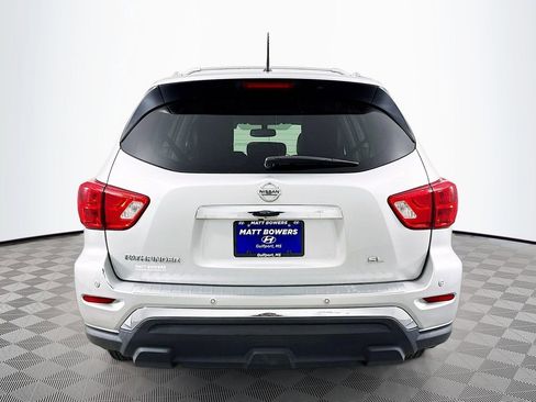 Used 2017 Nissan Pathfinder SL image 6