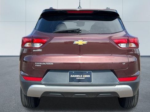 Used 2022 Chevrolet TrailBlazer LT w/ LPO, Blackout Package AWD/4WD image 4