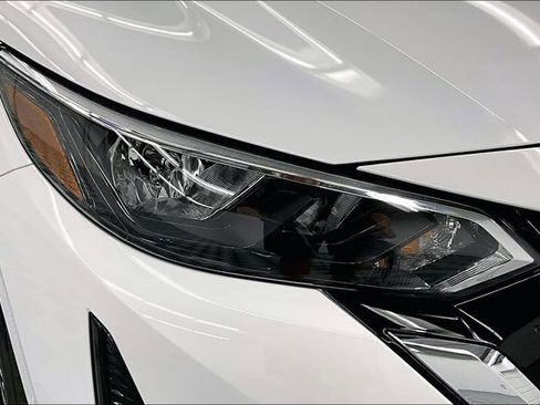 New 2025 Nissan Sentra SV w/ All-Weather Package image 14