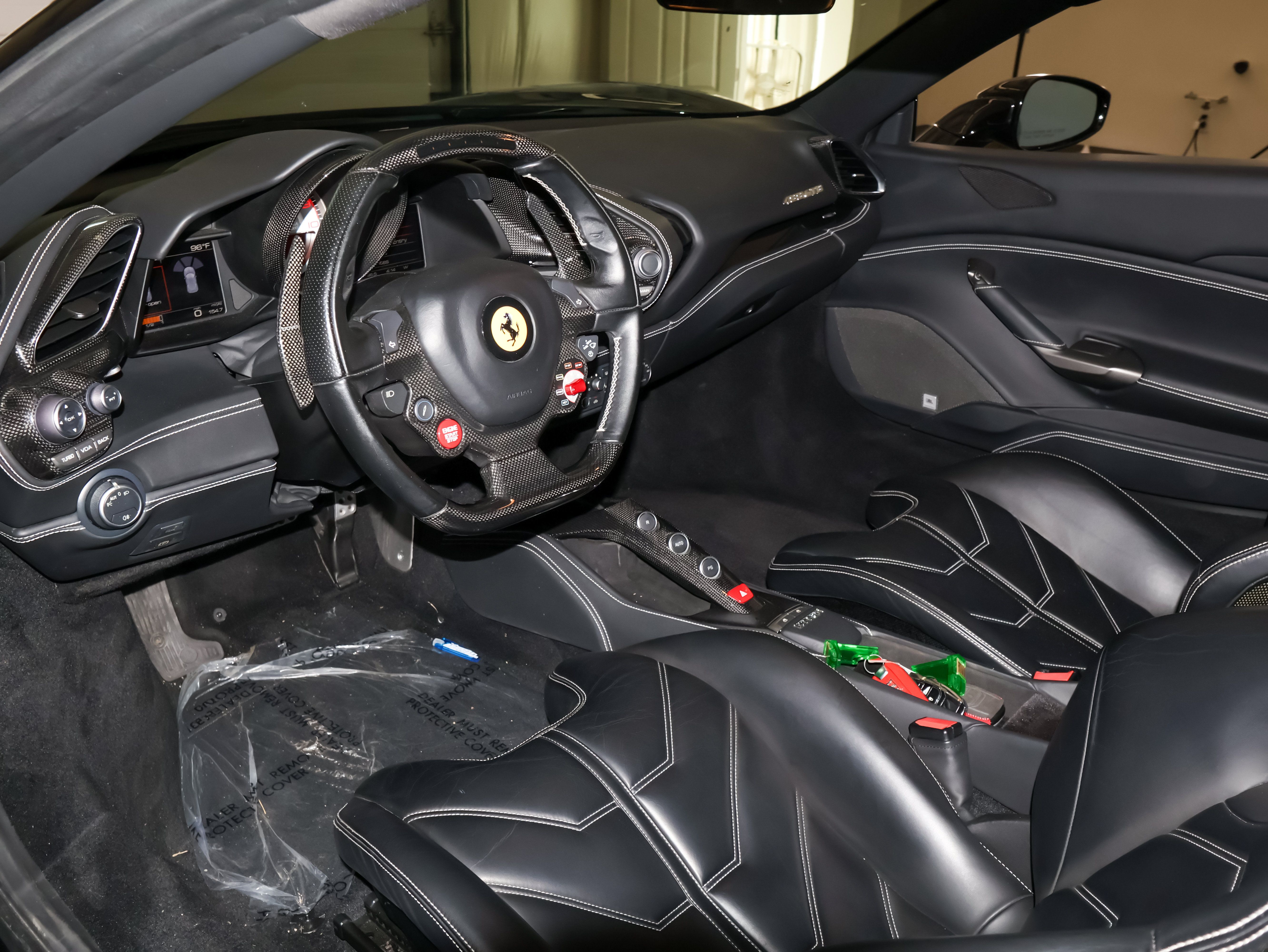 Used 2016 Ferrari 488 GTB RWD image 19