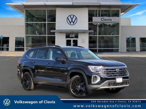 New 2025 Volkswagen Atlas SE AWD/4WD image 1