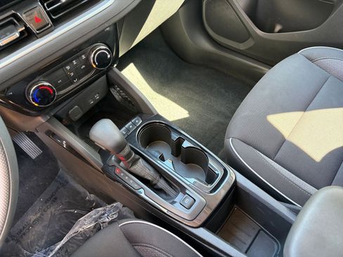 Used 2025 Chevrolet TrailBlazer LT image 37