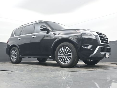 Used 2022 Nissan Armada SL image 21