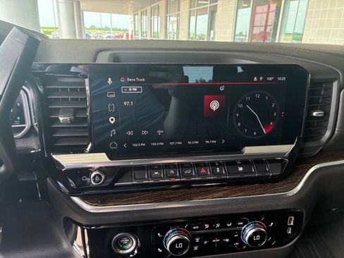 Used 2022 GMC Sierra 1500 Elevation AWD/4WD image 27