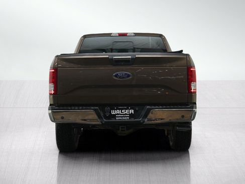 Used 2016 Ford F150 XLT w/ Equipment Group 302A Luxury AWD/4WD image 4