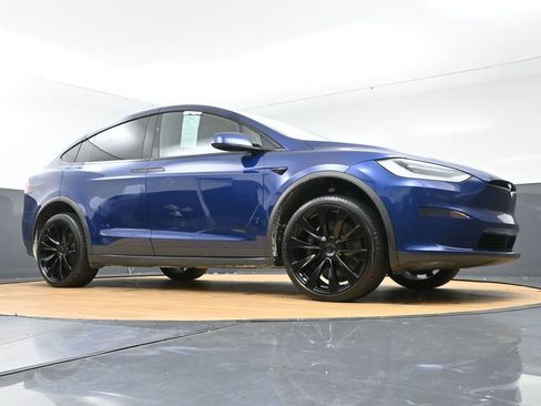 Used 2022 Tesla Model X image 54