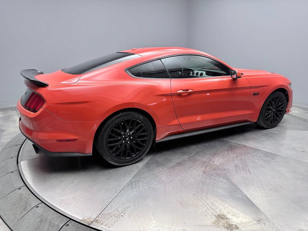 Used 2016 Ford Mustang GT Premium RWD image 5
