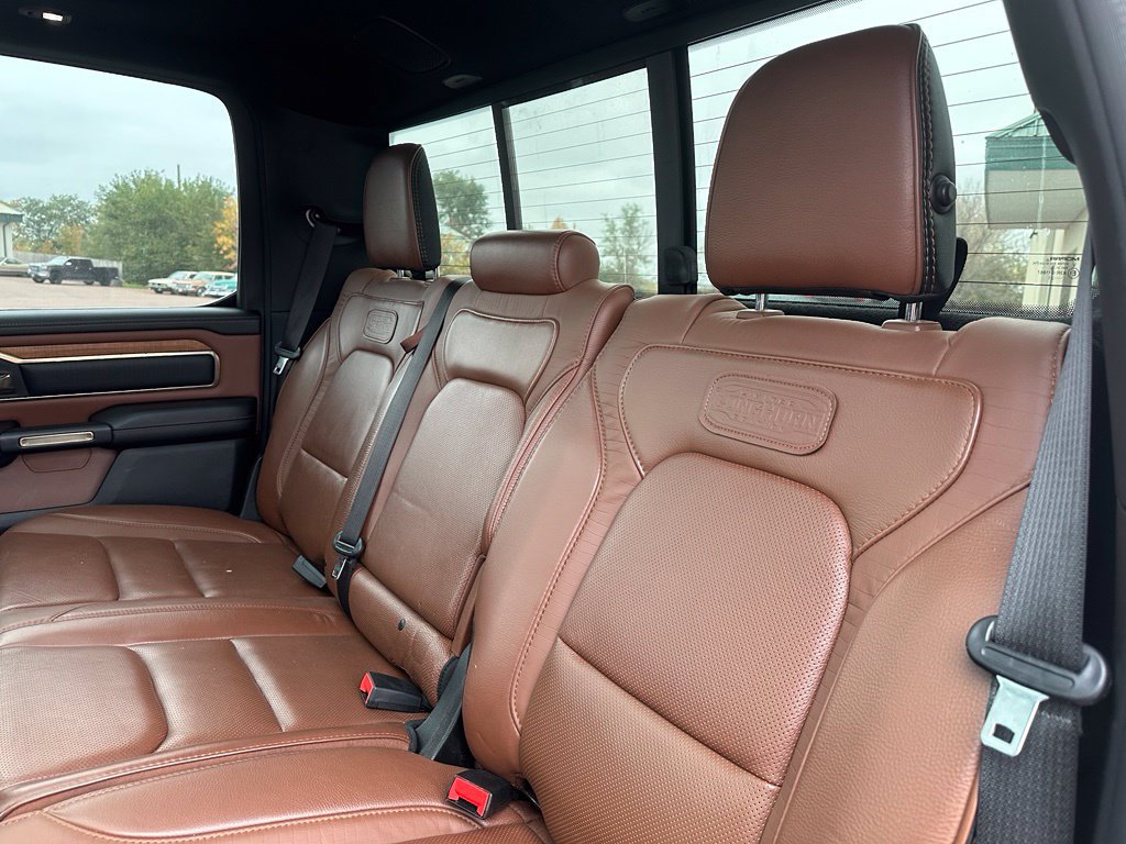 Used 2022 RAM 1500 Limited w/ Body-Colour Bumper Group AWD/4WD image 23