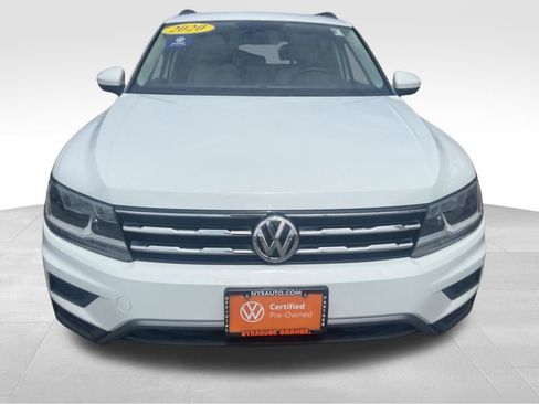 Used 2020 Volkswagen Tiguan SE w/ Panoramic Sunroof Package AWD/4WD image 10