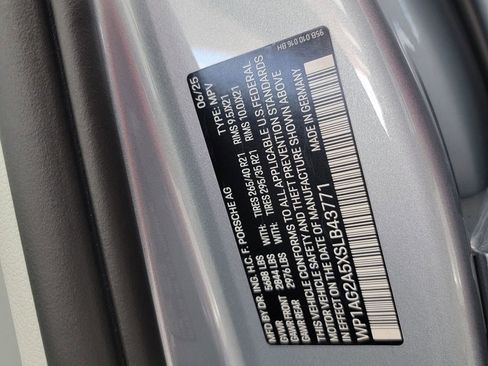 New 2025 Porsche Macan S image 29