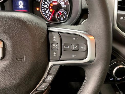 Used 2025 RAM 1500 Big Horn image 24