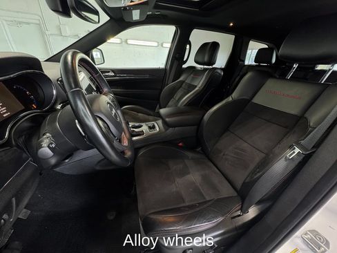 Used 2021 Jeep Grand Cherokee Trailhawk w/ Premium Lighting Group AWD/4WD image 13