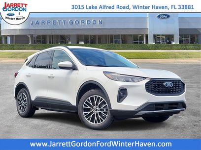 New 2025 Ford Escape SE