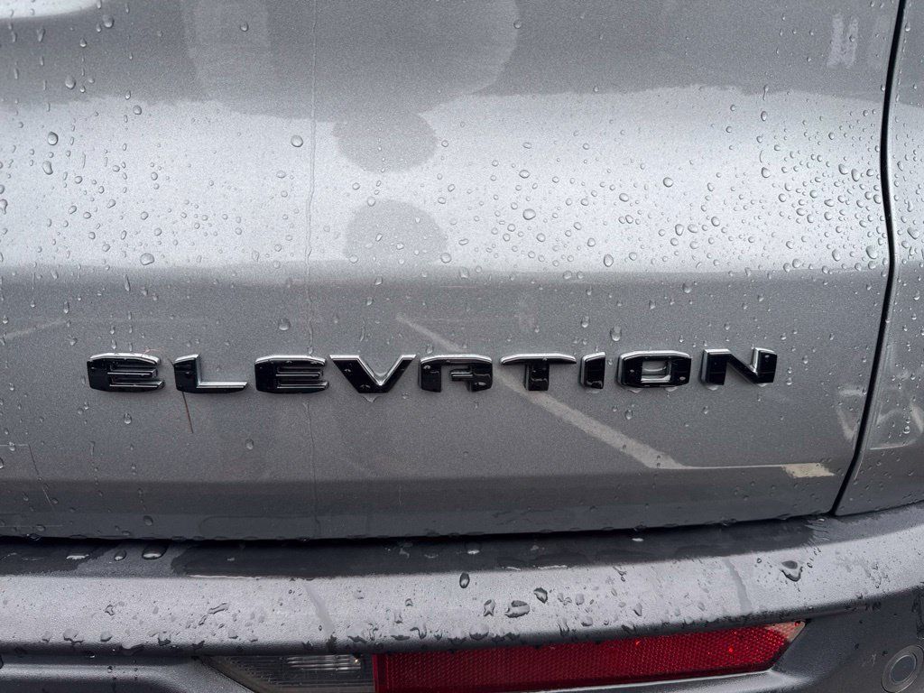 Used 2024 GMC Acadia Elevation w/ Luxury Package AWD/4WD image 29