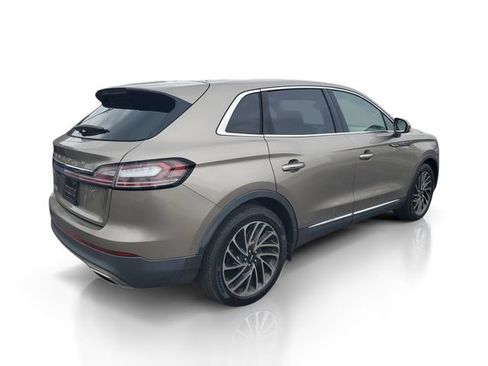 Used 2019 Lincoln Nautilus Reserve FWD image 4