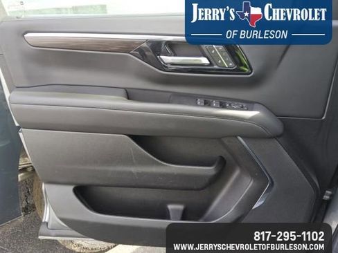 Used 2025 Chevrolet Tahoe Z71 image 7