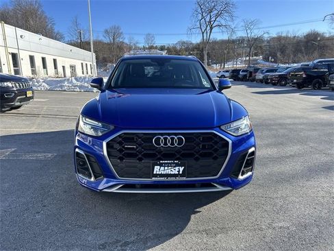 Used 2024 Audi Q5 e Premium Plus image 3