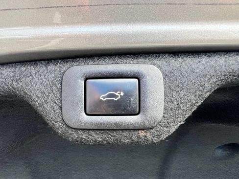 Used 2020 Lexus ES 300h w/ Premium Package FWD image 73