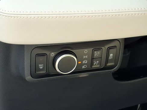 New 2026 Ford Mustang Mach-E Premium image 19