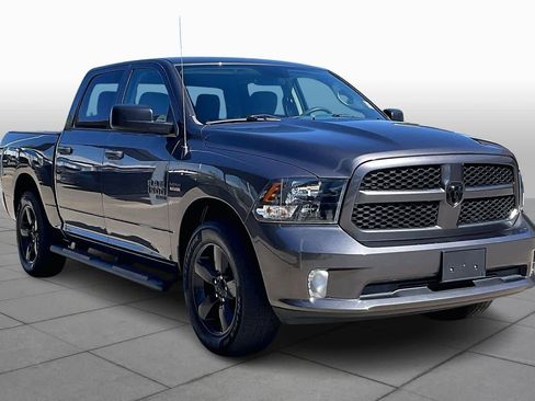 Used 2019 RAM 1500 Express w/ Express Value Package image 2