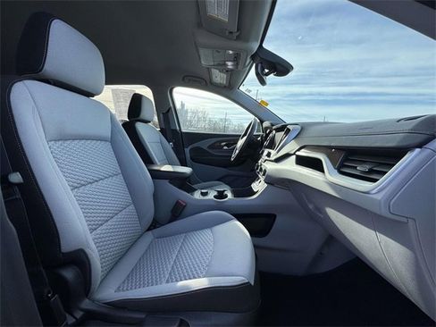 Used 2020 GMC Terrain SLE w/ Driver Convenience Package image 17