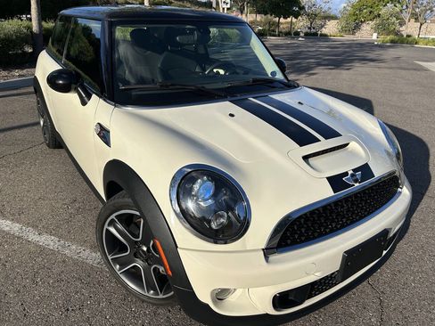 Used 2013 MINI Cooper S FWD image 5