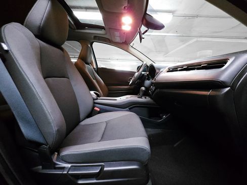 Used 2020 Honda HR-V EX image 35