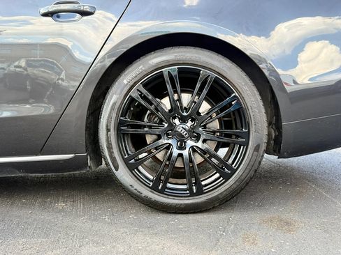Used 2013 Audi A8 3.0T AWD/4WD image 41