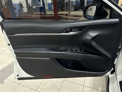 Used 2020 Toyota Camry TRD image 29