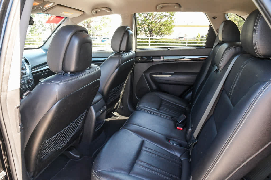Used 2014 Kia Sorento LX w/ Premium Package FWD image 17