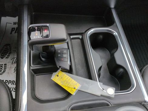 Used 2022 Chevrolet Silverado 1500 LTZ image 18