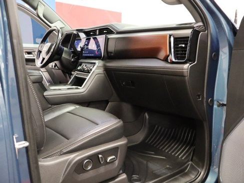 Used 2024 GMC Sierra 2500 Denali w/ Denali Reserve Package AWD/4WD image 65