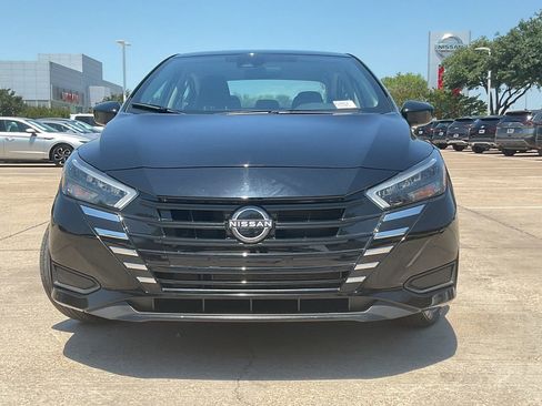 Used 2025 Nissan Versa SV FWD image 3