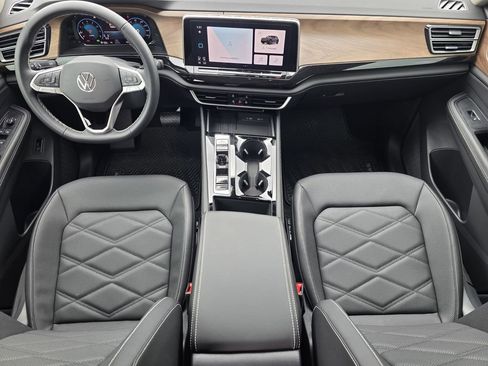 New 2026 Volkswagen Atlas SE FWD image 17