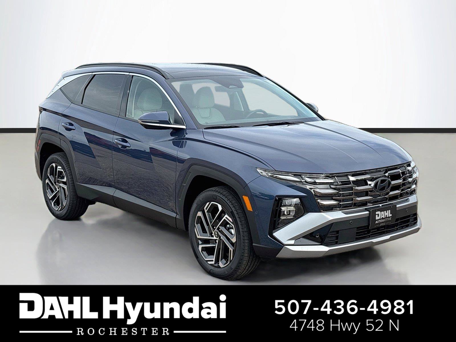 New 2026 Hyundai Tucson Limited AWD/4WD image 1