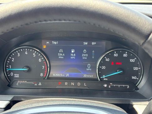 Used 2024 Ford Explorer XLT w/ Equipment Group 202A AWD/4WD image 22