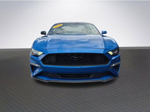 Used 2020 Ford Mustang Premium w/ Equipment Group 201A RWD image 3